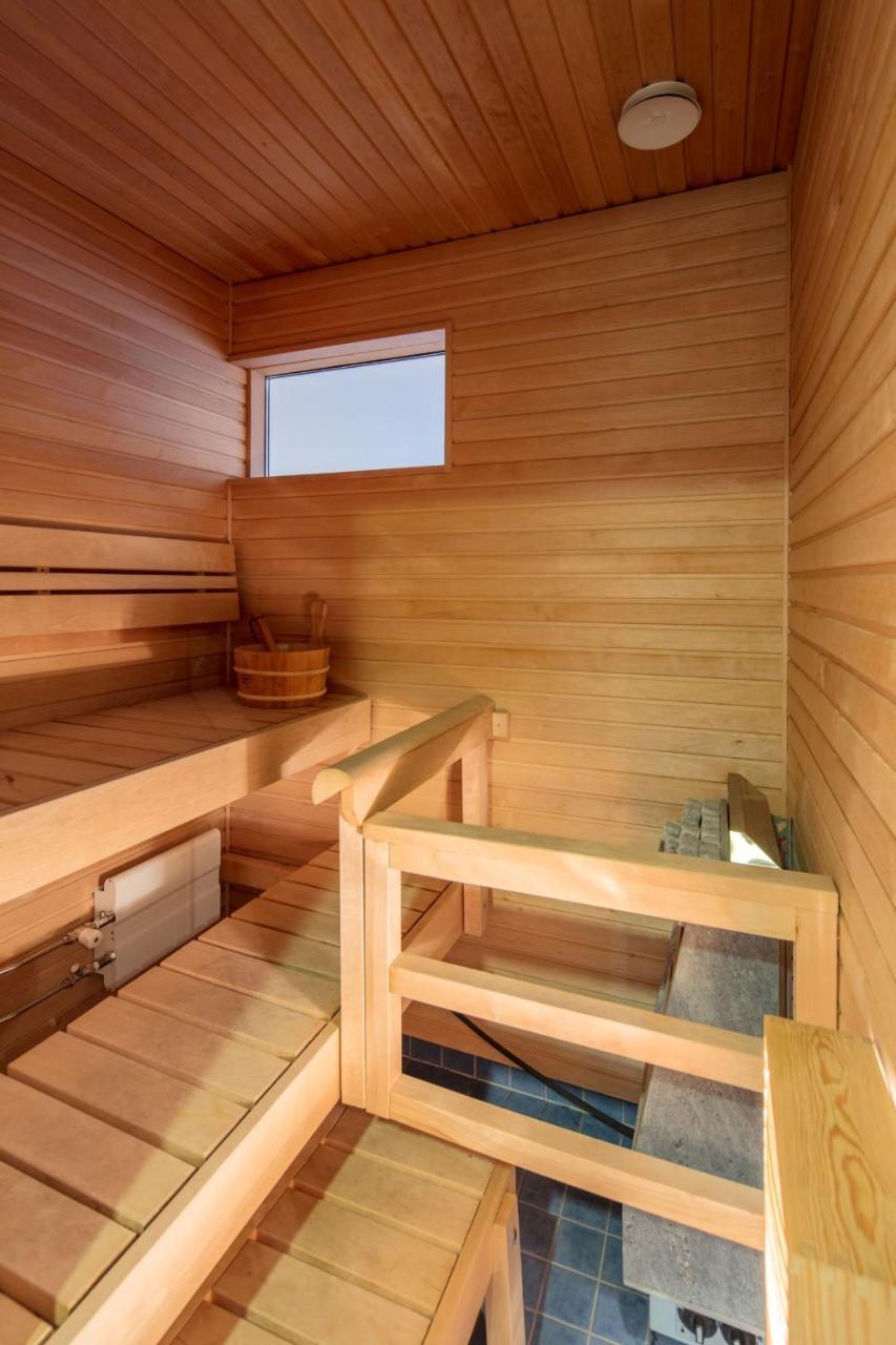 Апартаменты City Center Park View Studio With Sauna And Balcony Хельсинки Экстерьер фото